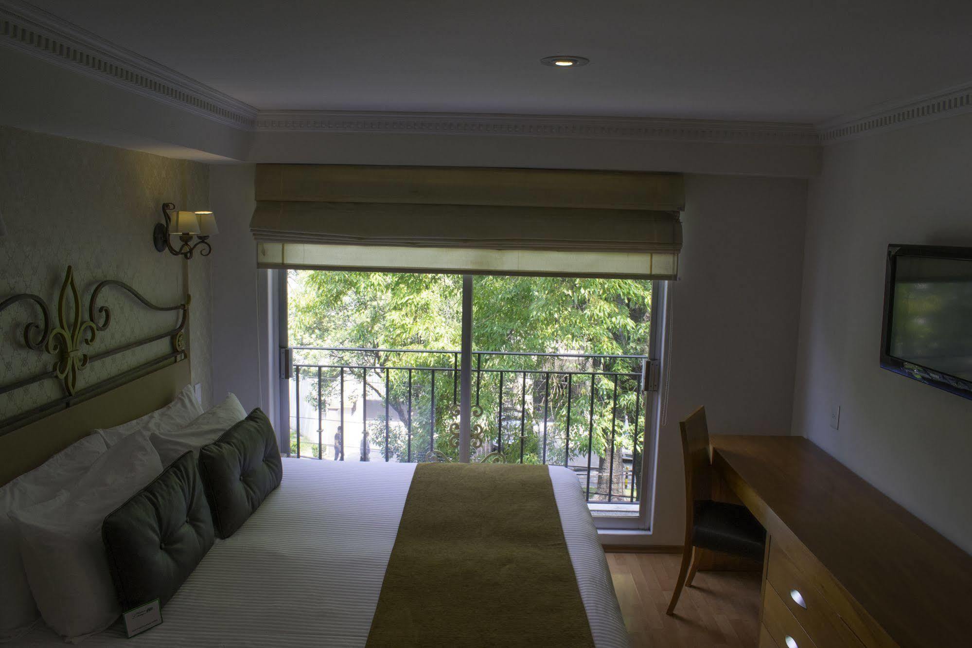 Residence L' Heritage Tennyson By Bluebay Kota Meksiko Bagian luar foto